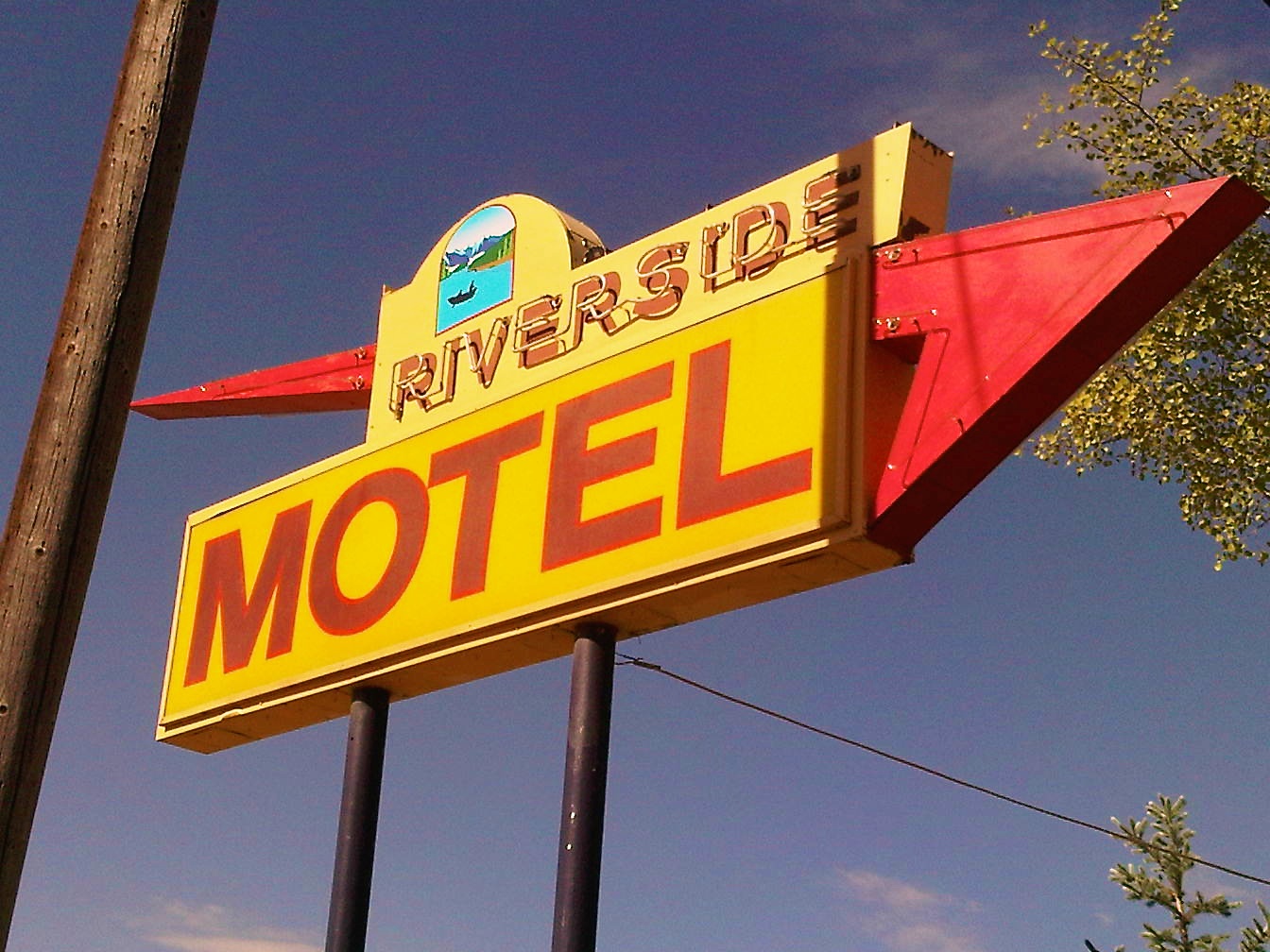 Riverside Motel sign Ennis Montana July 2019 Beth Partin 