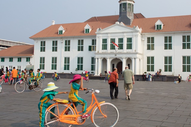 Jakarta 8